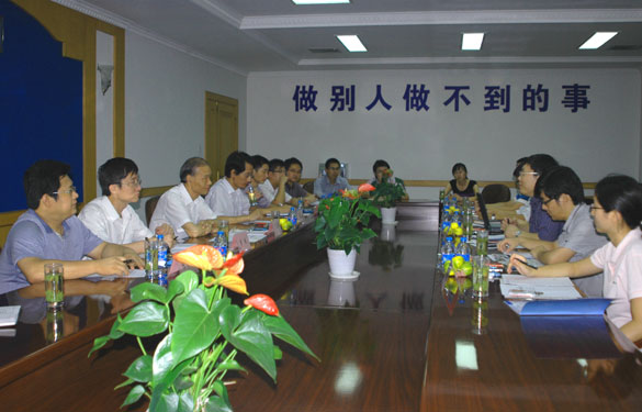 國核工程有限公司領(lǐng)導(dǎo)、專家來上上集團(tuán)考察