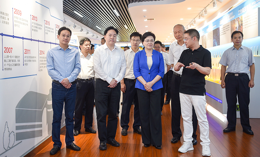 江蘇省委常委、南京市委書記韓立明來(lái)上上電纜調(diào)研